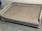 Honden bed 120 x 80, Ophalen, Gebruikt, Riet