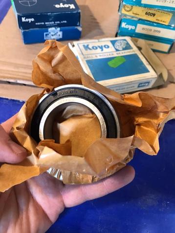 Kogellagers Koyo 60092RS (7 st, 45x75x16 mm), ZKL6009 (1 st) beschikbaar voor biedingen