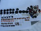 140 boutons, vintage, boutons de plusieurs couleurs, Knoop of Knopen, Ophalen of Verzenden, Zo goed als nieuw