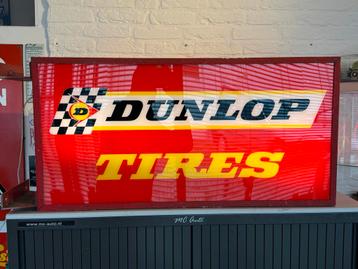 DUNLOP banden oude reclame lichtbak beschikbaar voor biedingen