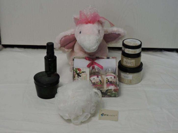 Lot NEUF prendre soin de soi (corps+cheveux) PRIX SUPER MINI, Bijoux, Sacs & Beauté, Beauté | Soins du corps, Neuf, Enlèvement ou Envoi