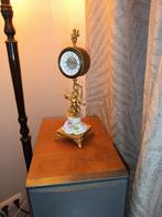 Tafelklok, mechanisch. Capodimonte-stijl. Werkt., Ophalen of Verzenden