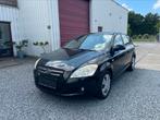 Kia Cee’d 1.6 crdi 90 pk start rijd zeer goed !, 90 kW, 4 deurs, Zwart, Zwart