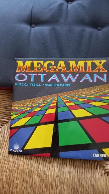 Vinyl (45t) ottawan "megamix ", Enlèvement, 1980 à 2000, Utilisé
