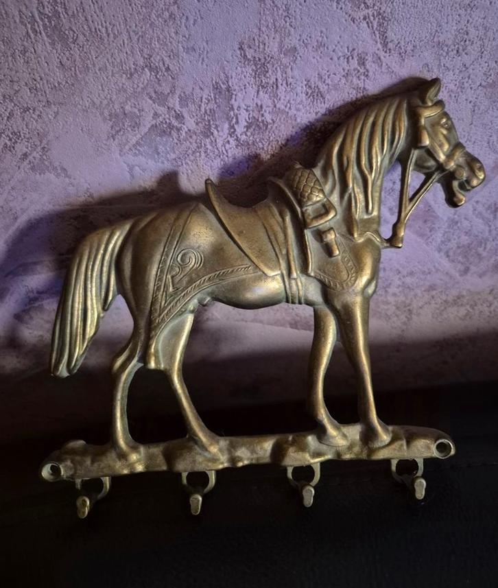 Bronskleurige wandhanger paard, Antiquités & Art, Antiquités | Bronze & Cuivre, Bronze, Enlèvement ou Envoi