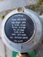 Gros détendeur pour tank à gaz, Enlèvement