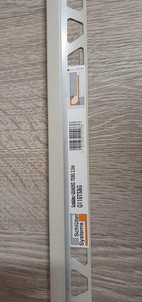 Quadec afwerkprofielen voor tegels met bijhorende hoekjes, Doe-het-zelf en Bouw, Plinten en Afwerking, Nieuw, Ophalen