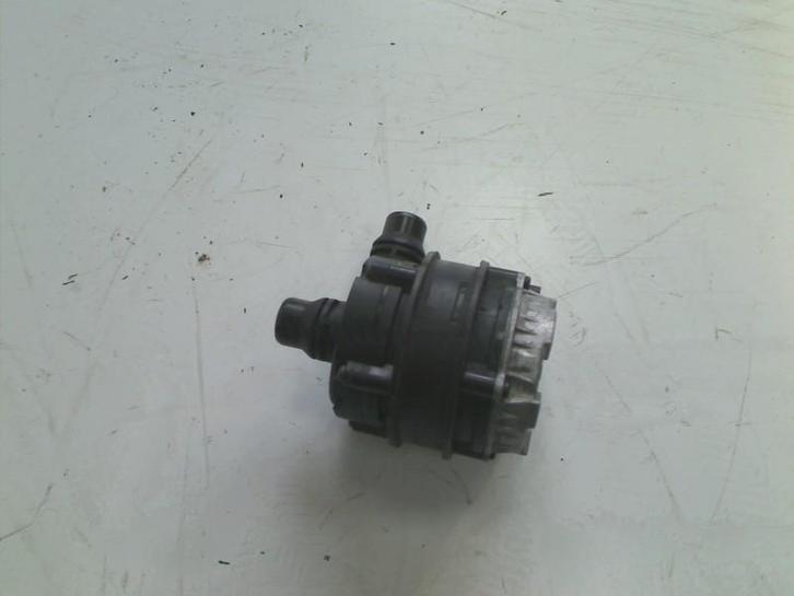 EXTRA WATERPOMP Mercedes-Benz C (W205) (0392024050), Auto-onderdelen, Airco en Verwarming, Mercedes-Benz, Gebruikt