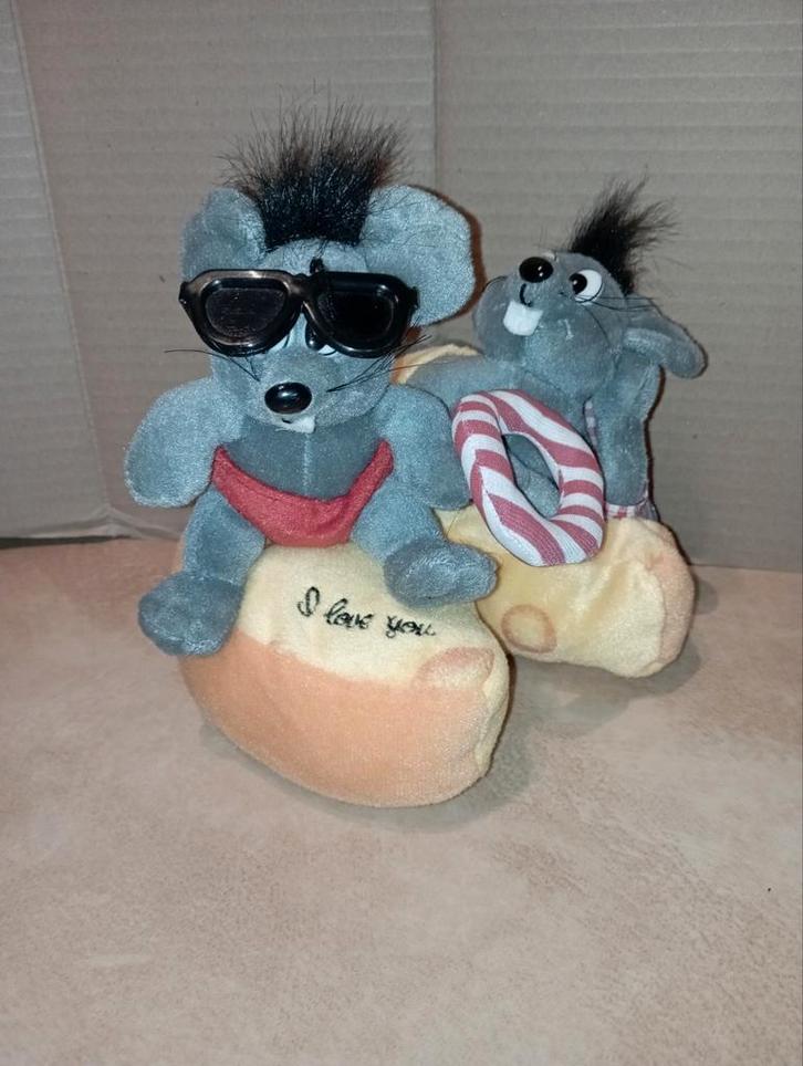 "Love you" cheese knuffel, Kinderen en Baby's, Speelgoed | Knuffels en Pluche, Zo goed als nieuw, Overige typen, Ophalen of Verzenden