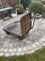 Een zware ijzeren kar  op 4wielen, Ophalen, Gebruikt