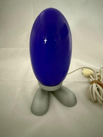 Blauwe Fjorton lamp beschikbaar voor biedingen