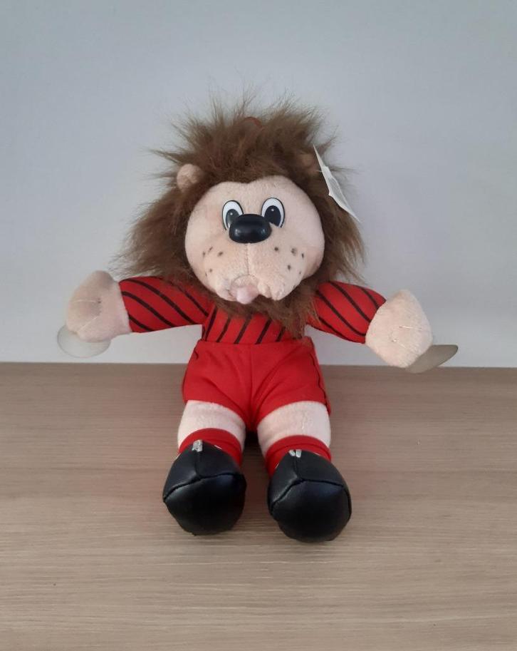 Knuffelbeer Rode Duivels (mascotte jaren '90), Verzamelen, Sportartikelen en Voetbal, Zo goed als nieuw, Ophalen of Verzenden