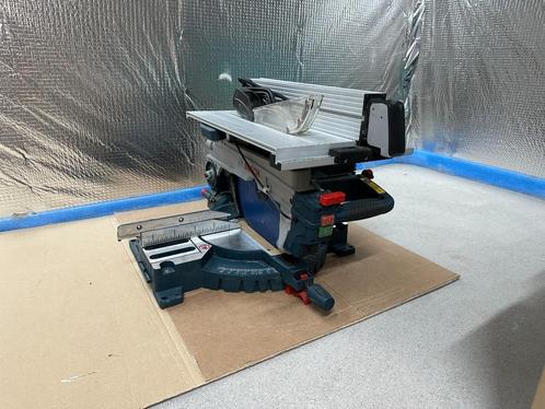 Bosch GTM 12 JL – Combinatie Afkort- en Tafelzaag, Doe-het-zelf en Bouw, Gereedschap | Zaagmachines, Zo goed als nieuw, Afkortzaag