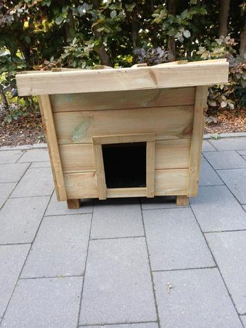 Mooie katten huisjes  beschikbaar voor biedingen