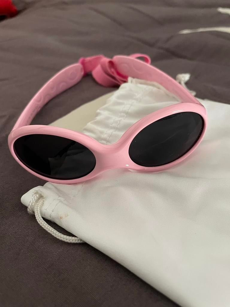 Lunettes de soleil Eureka bébé, Enfants & Bébés, Accessoires de mode pour bébé, Comme neuf, Enlèvement