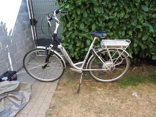 elektrische fiets in perfecte staat, Fietsen en Brommers, Elektrische fietsen, Gebruikt, 47 tot 51 cm, Ophalen