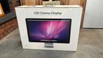 Mac 27 inch LED cinema display (4 stuks), Computers en Software, Ophalen, Gebruikt, Ingebouwde speakers, Full HD