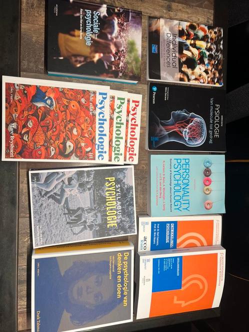 11 boeken eerste jaar psychologie UGent bachelor, Boeken, Esoterie en Spiritualiteit, Zo goed als nieuw, Ophalen
