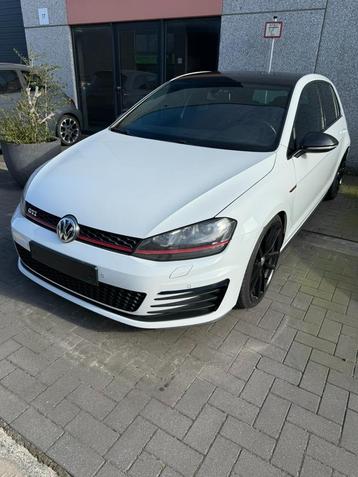 Volkswagen Golf 7 GTI Performance  beschikbaar voor biedingen