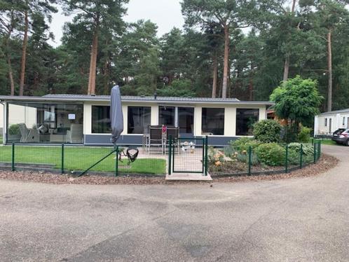 Nieuwe Stacaravan, voortent , tuinhuis ,2 parkeerplaatsen, Caravans en Kamperen, Stacaravans, tot en met 6, Ophalen