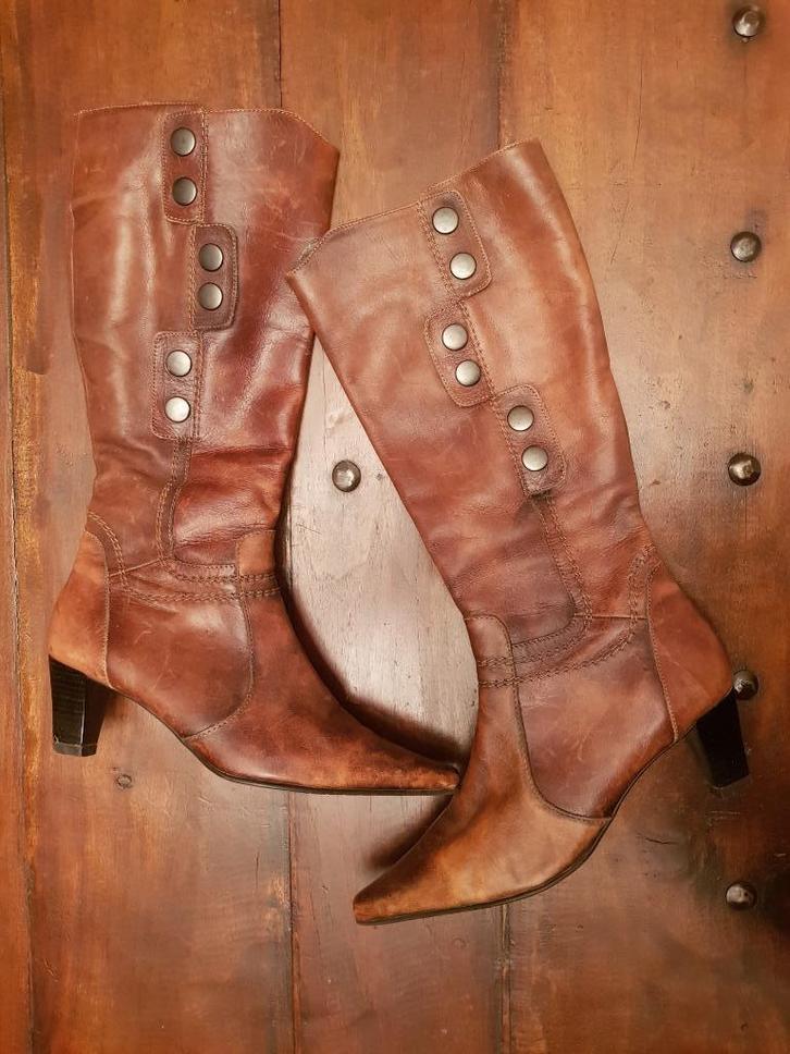 Laarzen 100% leer Marco Tozzi - maat 39, Kleding | Dames, Schoenen, Nieuw, Hoge laarzen, Bruin, Ophalen of Verzenden