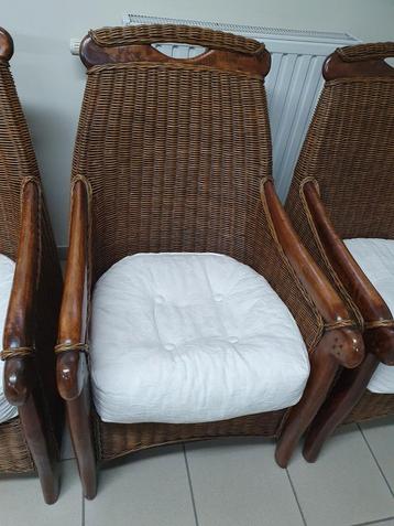 4x rotan zetels  beschikbaar voor biedingen