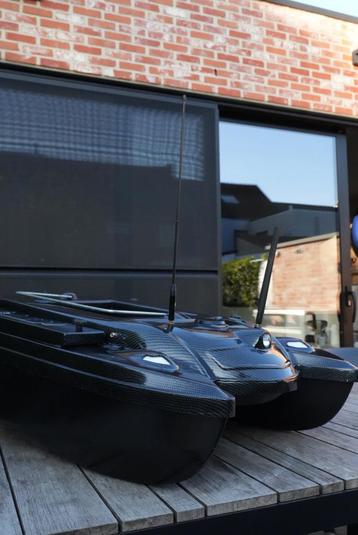 Monster Baitboat S voerboot met raymarine dragonfly 5, Enlèvement, Comme neuf