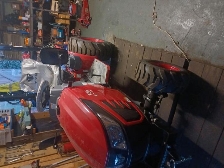 splinternieuwe tym tractoren hydrostaat met yanmar moter, Zakelijke goederen, Landbouw | Tractoren, Nieuw, Ophalen of Verzenden