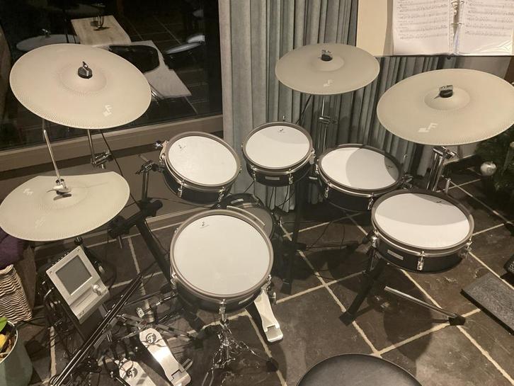 Efnote 3x, Musique & Instruments, Batteries & Percussions, Neuf, Roland, Enlèvement