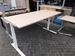 Mooie bureaus ook zit-sta en duo, Huis en Inrichting, Bureaus, Ophalen, Elektrisch, Bureau