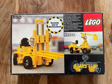 Chariot élévateur Lego Technic 850, Enlèvement ou Envoi, Comme neuf, Ensemble complet, Lego