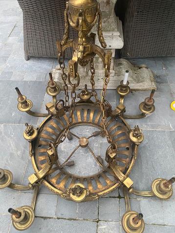 19e eeuw Empire/Neoclassicisme bronzen kroonluster beschikbaar voor biedingen