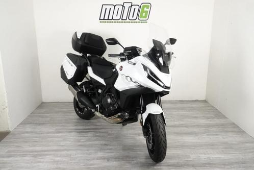 Honda NT1100, Motoren, Motoren | Honda, Bedrijf, Toermotor, meer dan 35 kW, 4 cilinders, Motorrijbewijs A, Cruise Control, Handvatverwarming