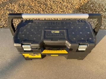 Stanley Top Edge 24" 61cm gereedschapskist beschikbaar voor biedingen