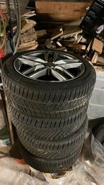 Pneus hiver Pirelli sur jantes 225x50x18, Auto-onderdelen, Banden en Velgen, Ophalen, 18 inch, Gebruikt, Banden en Velgen