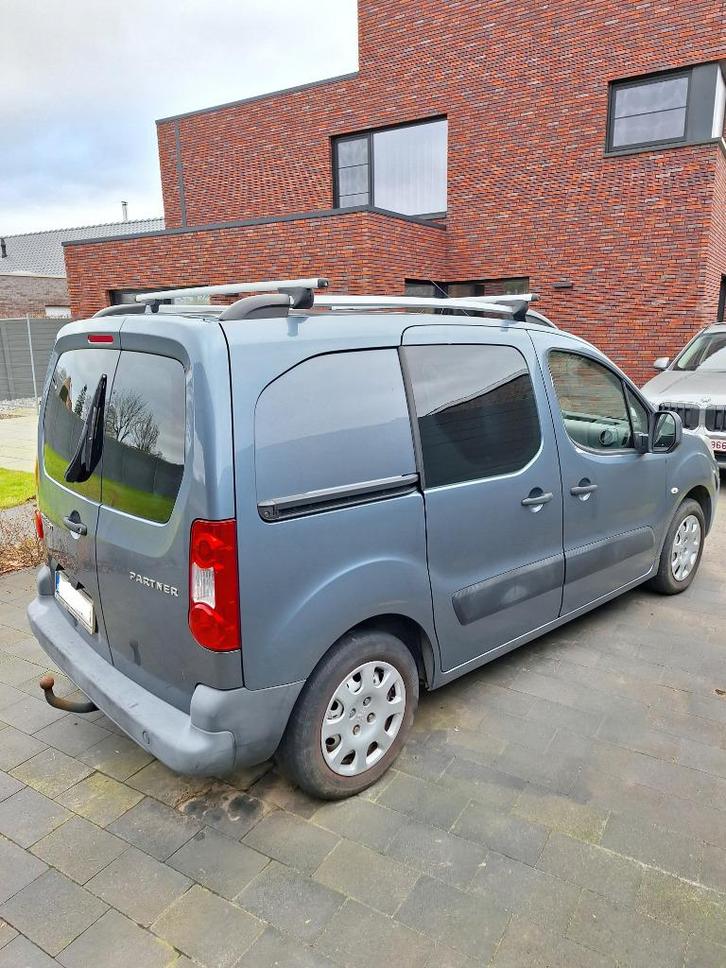 Peugeot Partner - Lichtevracht, Auto's, Peugeot, Particulier, Partner, Diesel, Euro 4, Monovolume, 4 deurs, Handgeschakeld, Zilver of Grijs