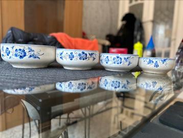 Lot 4 bols anciens Nimy Made in Belgium fleurs bleues beschikbaar voor biedingen