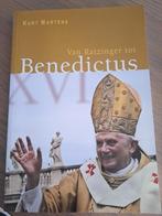 Van Ratzinger tot Benedictus - Kurt Martens, Kurt Martens, Christendom | Katholiek, Ophalen of Verzenden, Zo goed als nieuw