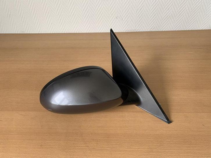 buitenspiegel Rechts BMW 1 serie E87 2003 tot 2009 grijs, Autos : Pièces & Accessoires, Rétroviseurs, BMW, Utilisé, Enlèvement ou Envoi