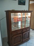 Vitrinekast met verlichting.en spiegels en glazen leggers., Huis en Inrichting, Ophalen of Verzenden, Zo goed als nieuw