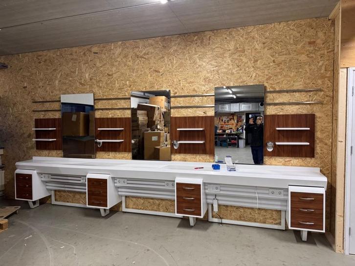 kaptafel heren spiegel 3 stuks kapsalon coiffeur wit bruin, Huis en Inrichting, Woonaccessoires | Overige, Zo goed als nieuw, Ophalen of Verzenden