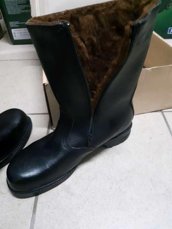 Leren veiligheidslaarzen , NIEUW, 35eur, Bricolage & Construction, Vêtements de sécurité, Neuf, Enlèvement