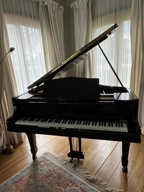 Yamaha vleugel G2, Muziek en Instrumenten, Piano's, Zo goed als nieuw, Vleugel, Zwart, Hoogglans, Ophalen