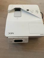 Videoprojecteur NEC ultra focal en très bon état, Audio, Tv en Foto, Beamers, Ophalen, Gebruikt