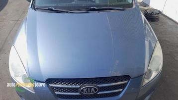 Motorkap van een Kia Cee'D (3A) beschikbaar voor biedingen