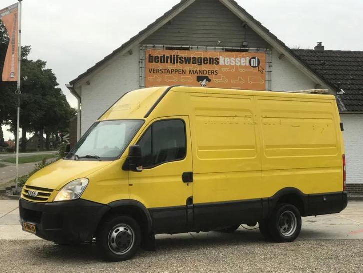 Iveco Daily 35C12V 2.3 HPi L2H2 Sper Trekh. 3.5t (bj 2008), Auto's, Bestelwagens en Lichte vracht, Bedrijf, Te koop, ABS, Bluetooth