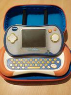 Mobigo v tech met bescherm-etui en 2 spelletjes, Kinderen en Baby's, Speelgoed | Vtech, Ophalen of Verzenden, Zo goed als nieuw