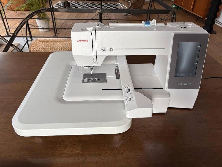 Machine à broder  Janome Memory Craft 550E, Hobby & Loisirs créatifs, Broderie & Machines à broder, Comme neuf, Machine à broder
