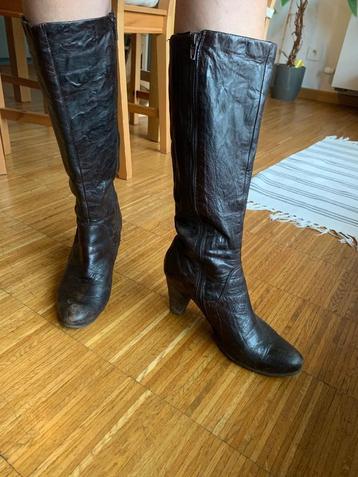Bottes brunes taille 38 beschikbaar voor biedingen