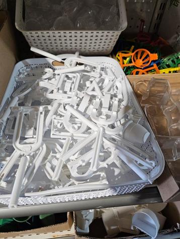 NIEUW Sepia Houder + Zitstok beschikbaar voor biedingen